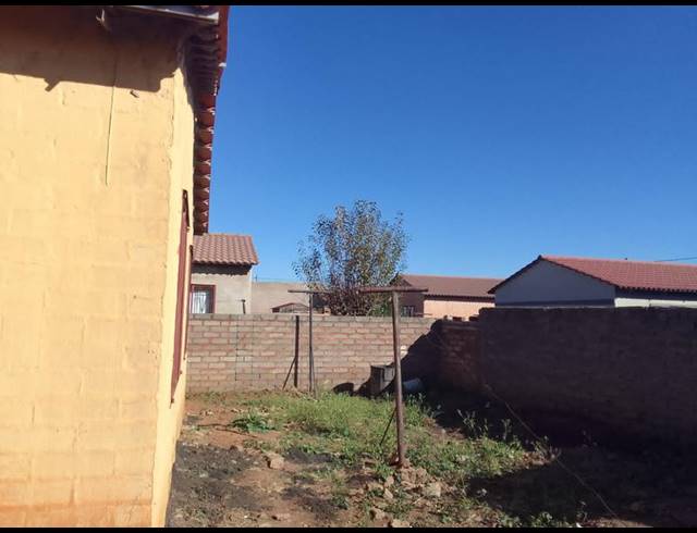 2 BEDROOM HOUSE FOR SALE IN SOSHANGUVE SOUTH